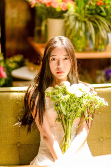 美女诱惑